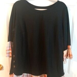 AGB Woman 1X black and plaid top